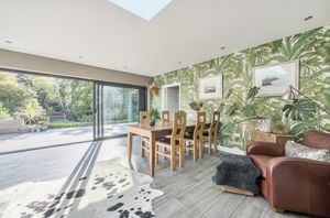 Photo 27- click for photo gallery